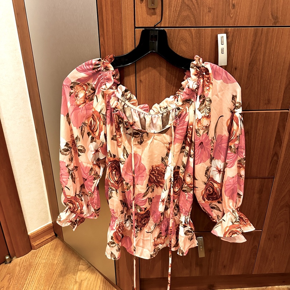 Floral off shoulder blouse